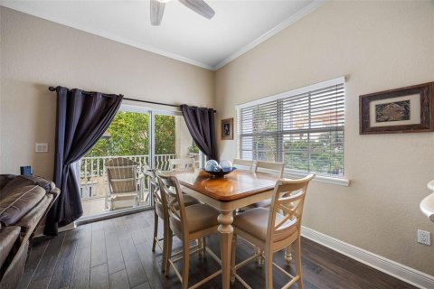 Adosado en venta en Redington Shores, Florida, 3 dormitorios, 236.34 m2 № 1835360 - foto 7