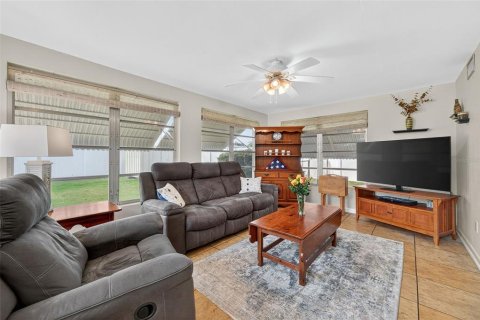 Villa ou maison à vendre à Clearwater, Floride: 2 chambres, 93 m2 № 1910687 - photo 21