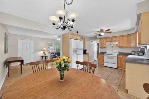 Villa ou maison à vendre à Clearwater, Floride: 2 chambres, 93 m2 № 1910687 - photo 30