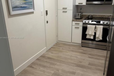 Copropriété à louer à Miami Beach, Floride: 2 chambres, 89.56 m2 № 2056750 - photo 17