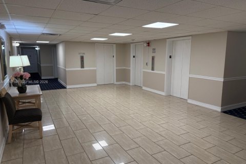 Copropriété à louer à Miami Beach, Floride: 2 chambres, 89.56 m2 № 2056750 - photo 4