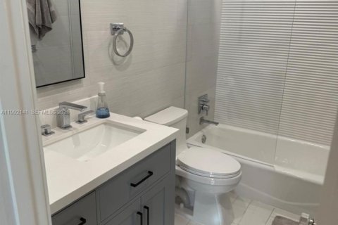 Copropriété à louer à Miami Beach, Floride: 2 chambres, 89.56 m2 № 2056750 - photo 19