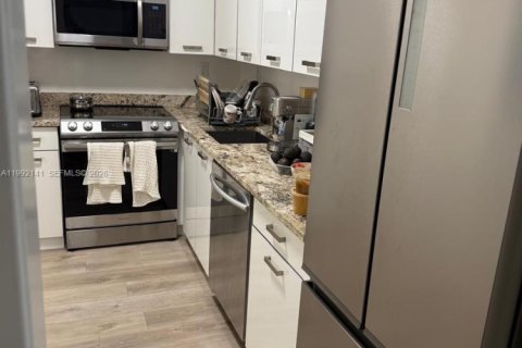 Copropriété à louer à Miami Beach, Floride: 2 chambres, 89.56 m2 № 2056750 - photo 16