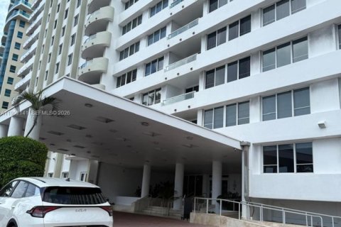 Copropriété à louer à Miami Beach, Floride: 2 chambres, 89.56 m2 № 2056750 - photo 24