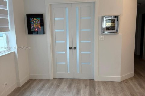 Copropriété à louer à Miami Beach, Floride: 2 chambres, 89.56 m2 № 2056750 - photo 13