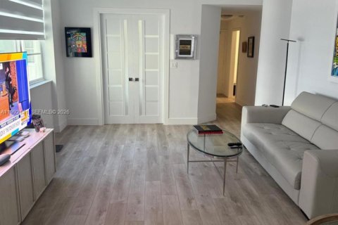 Copropriété à louer à Miami Beach, Floride: 2 chambres, 89.56 m2 № 2056750 - photo 6