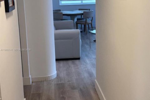 Copropriété à louer à Miami Beach, Floride: 2 chambres, 89.56 m2 № 2056750 - photo 5