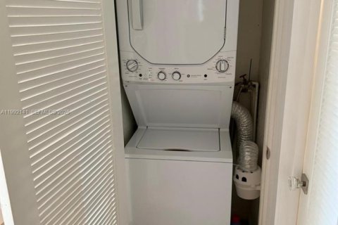 Copropriété à louer à Miami Beach, Floride: 2 chambres, 89.56 m2 № 2056750 - photo 20