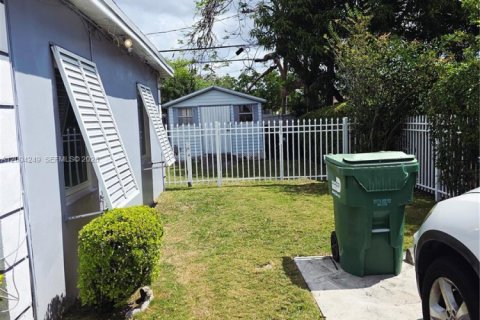 Купить виллу или дом в Майами, Флорида 3 спальни, 105.63м2, № 2068411 - фото 26