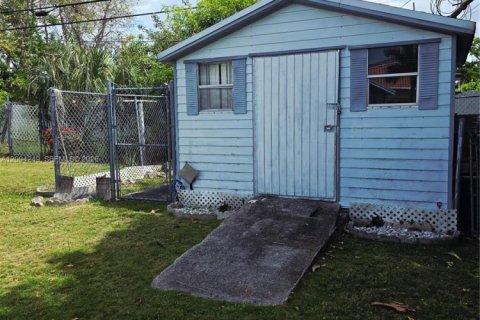 Купить виллу или дом в Майами, Флорида 3 спальни, 105.63м2, № 2068411 - фото 21