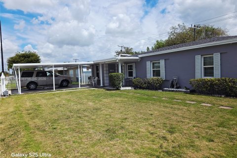 Купить виллу или дом в Майами, Флорида 3 спальни, 105.63м2, № 2068411 - фото 3