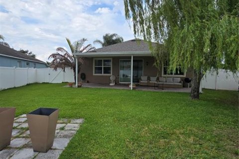House in Orlando, Florida 3 bedrooms, 141.49 sq.m. № 2098309 - photo 8