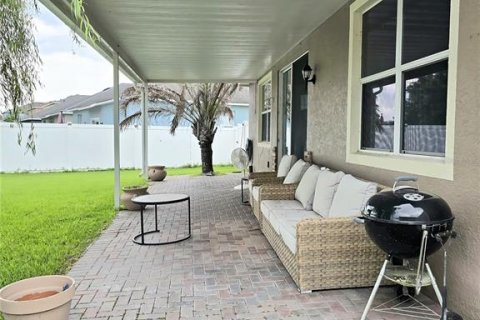 House in Orlando, Florida 3 bedrooms, 141.49 sq.m. № 2098309 - photo 6