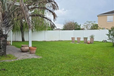 House in Orlando, Florida 3 bedrooms, 141.49 sq.m. № 2098309 - photo 10