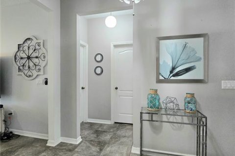 House in Orlando, Florida 3 bedrooms, 141.49 sq.m. № 2098309 - photo 12