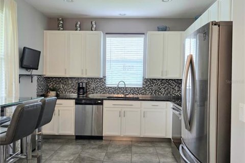 House in Orlando, Florida 3 bedrooms, 141.49 sq.m. № 2098309 - photo 18