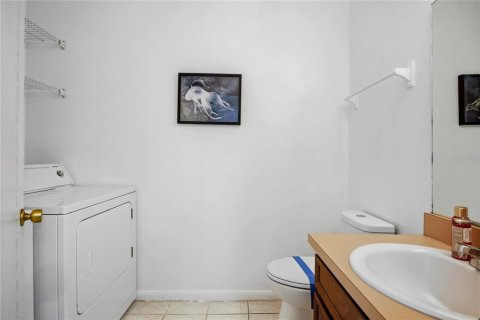Townhouse in Gainesville, Florida 2 bedrooms, 115.57 sq.m. № 2384268 - photo 19