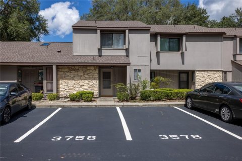 Townhouse in Gainesville, Florida 2 bedrooms, 115.57 sq.m. № 2384268 - photo 2