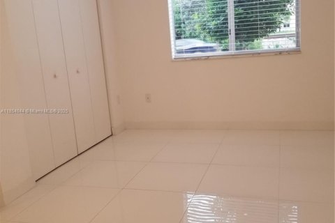 Condominio en venta en Miami, Florida, 2 dormitorios, 91.97 m2 № 1881522 - foto 27