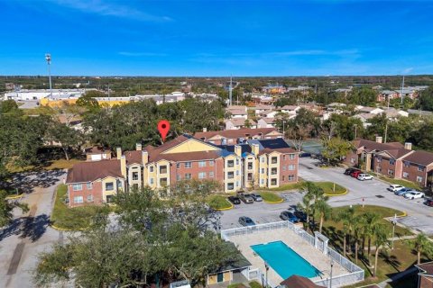 Condo in Orlando, Florida, 2 bedrooms  № 1570757 - photo 27