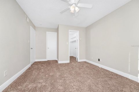 Condo in Orlando, Florida, 2 bedrooms  № 1570757 - photo 16