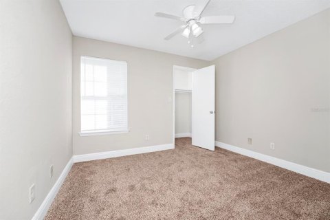 Condo in Orlando, Florida, 2 bedrooms  № 1570757 - photo 13