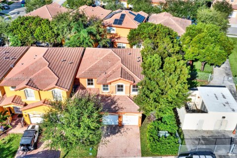 Casa en venta en Doral, Florida, 4 dormitorios, 196.77 m2 № 1938594 - foto 30