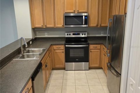Townhouse in North Port, Florida 3 bedrooms, 134.34 sq.m. № 1680154 - photo 6