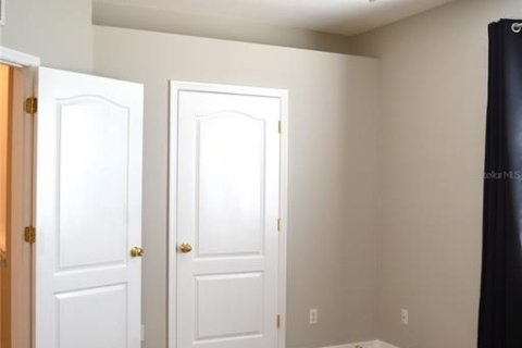 Townhouse in North Port, Florida 3 bedrooms, 134.34 sq.m. № 1680154 - photo 24