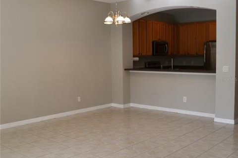 Townhouse in North Port, Florida 3 bedrooms, 134.34 sq.m. № 1680154 - photo 14