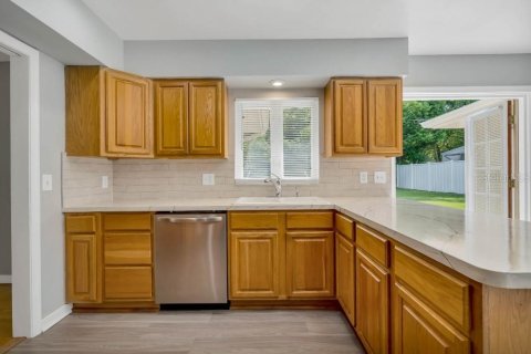 Villa ou maison à louer à Maitland, Floride: 3 chambres, 173.36 m2 № 2419847 - photo 13