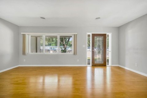 Villa ou maison à louer à Maitland, Floride: 3 chambres, 173.36 m2 № 2419847 - photo 5