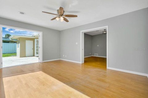 Villa ou maison à louer à Maitland, Floride: 3 chambres, 173.36 m2 № 2419847 - photo 9