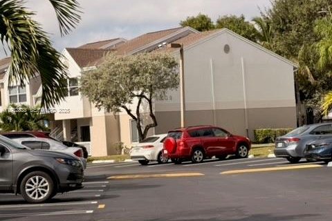 Снять в аренду кондоминиум в Хайалиа, Флорида 1 спальня, 58.71м2, № 1991375 - фото 7