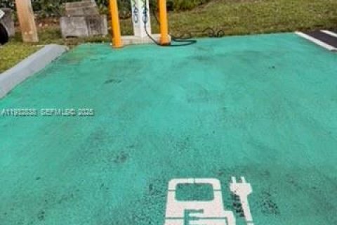 Снять в аренду кондоминиум в Хайалиа, Флорида 1 спальня, 58.71м2, № 1991375 - фото 26