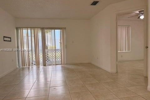 Снять в аренду кондоминиум в Хайалиа, Флорида 1 спальня, 58.71м2, № 1991375 - фото 10