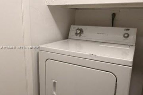 Снять в аренду кондоминиум в Хайалиа, Флорида 1 спальня, 58.71м2, № 1991375 - фото 19