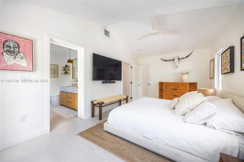 Villa ou maison à vendre à Miami, Floride: 3 chambres, 141.12 m2 № 2004785 - photo 15