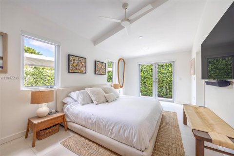 Villa ou maison à vendre à Miami, Floride: 3 chambres, 141.12 m2 № 2004785 - photo 14