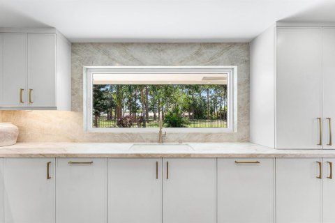 House in Delray Beach, Florida 3 bedrooms, 241.27 sq.m. № 2146346 - photo 9