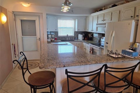 Copropriété à louer à Dunedin, Floride: 2 chambres, 90.58 m2 № 2114501 - photo 5