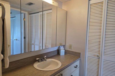Copropriété à louer à Dunedin, Floride: 2 chambres, 90.58 m2 № 2114501 - photo 13