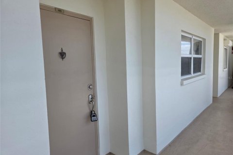 Copropriété à louer à Dunedin, Floride: 2 chambres, 90.58 m2 № 2114501 - photo 15