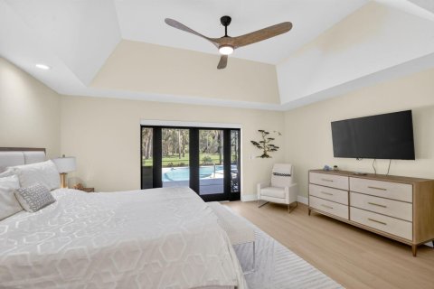 House in Wellington, Florida 4 bedrooms, 335.38 sq.m. № 2173882 - photo 27