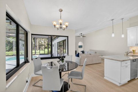 House in Wellington, Florida 4 bedrooms, 335.38 sq.m. № 2173882 - photo 18