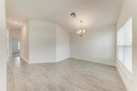 Casa en alquiler en North Port, Florida, 3 dormitorios, 137.96 m2 № 2201369 - foto 24