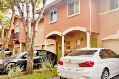 Touwnhouse à louer à Hallandale Beach, Floride: 2 chambres, 151.99 m2 № 1966818 - photo 30