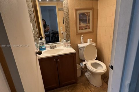 Condominio en venta en Sunny Isles Beach, Florida, 1 dormitorio, 71.26 m2 № 2000761 - foto 9