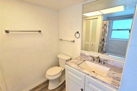 Villa ou maison à vendre à Port Charlotte, Floride: 2 chambres, 106.09 m2 № 2398713 - photo 28
