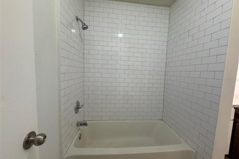 Condominio en venta en Altamonte Springs, Florida, 1 dormitorio, 75.16 m2 № 1806819 - foto 17